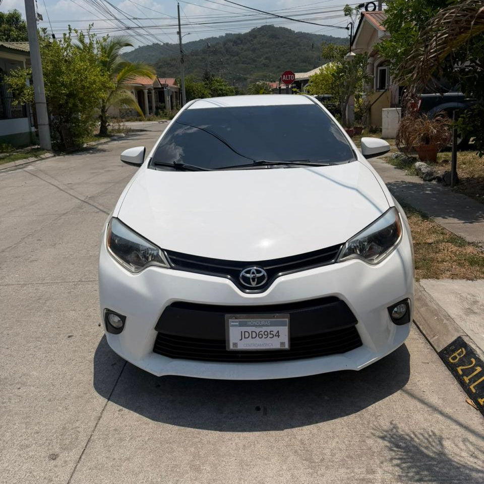 TOYOTA COROLLA 2014