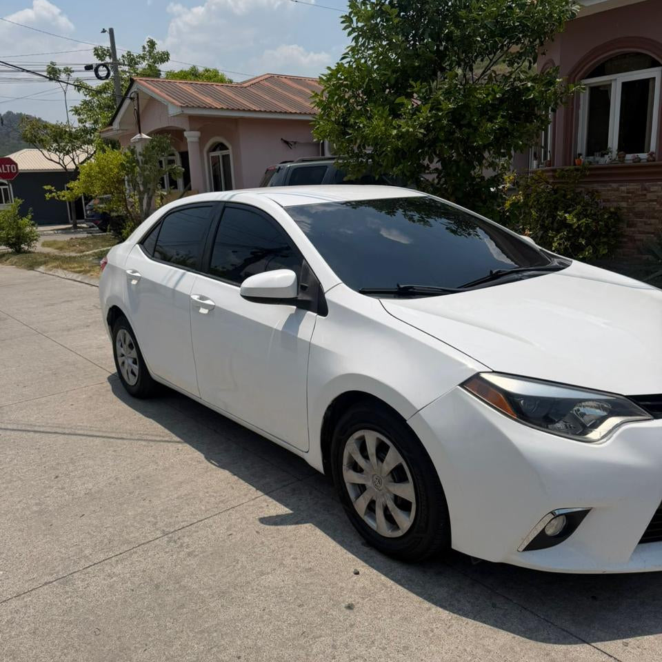 TOYOTA COROLLA 2014