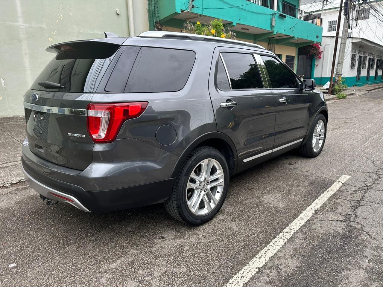 FORD EXPLORER 2016