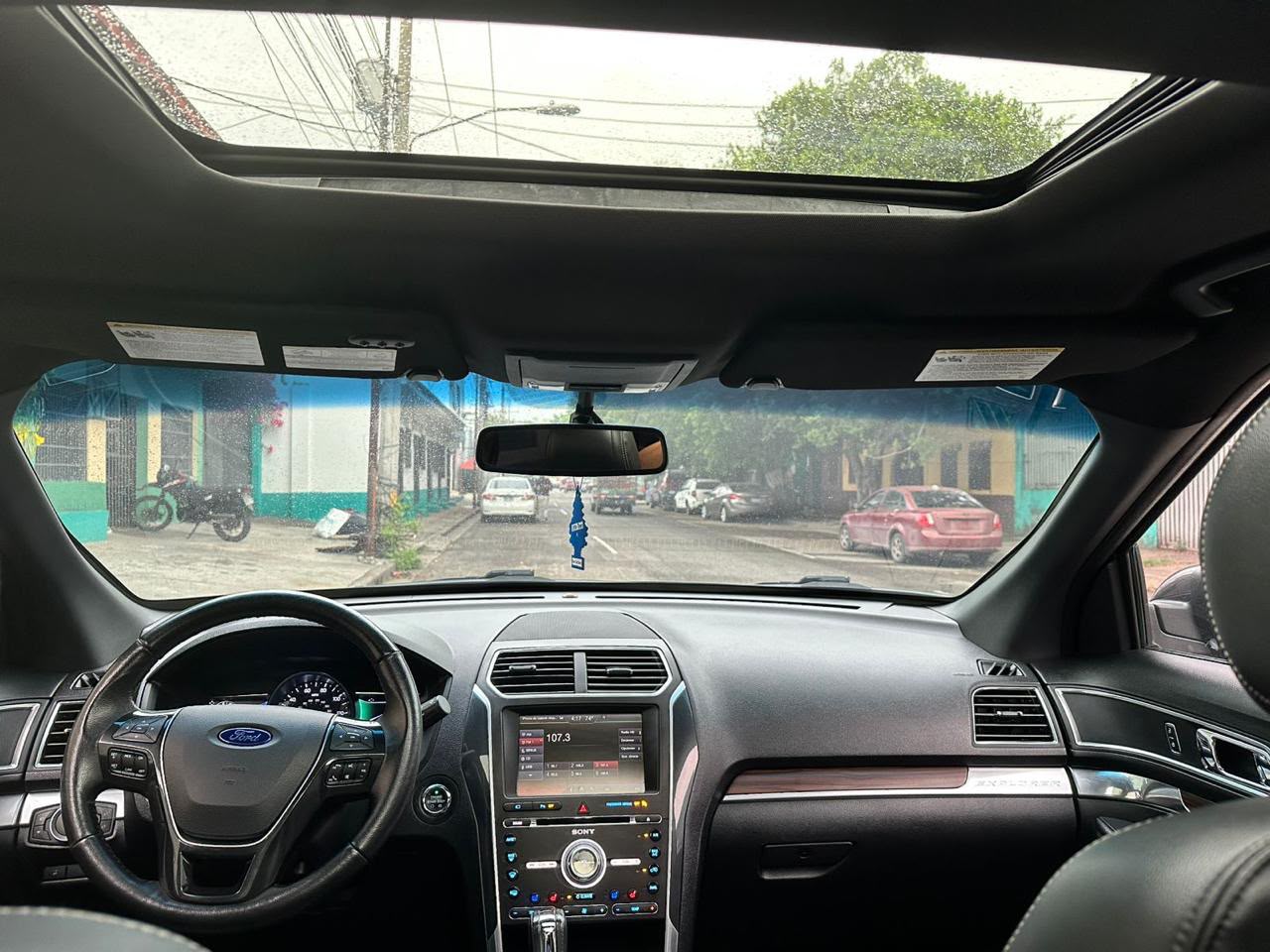 FORD EXPLORER 2016
