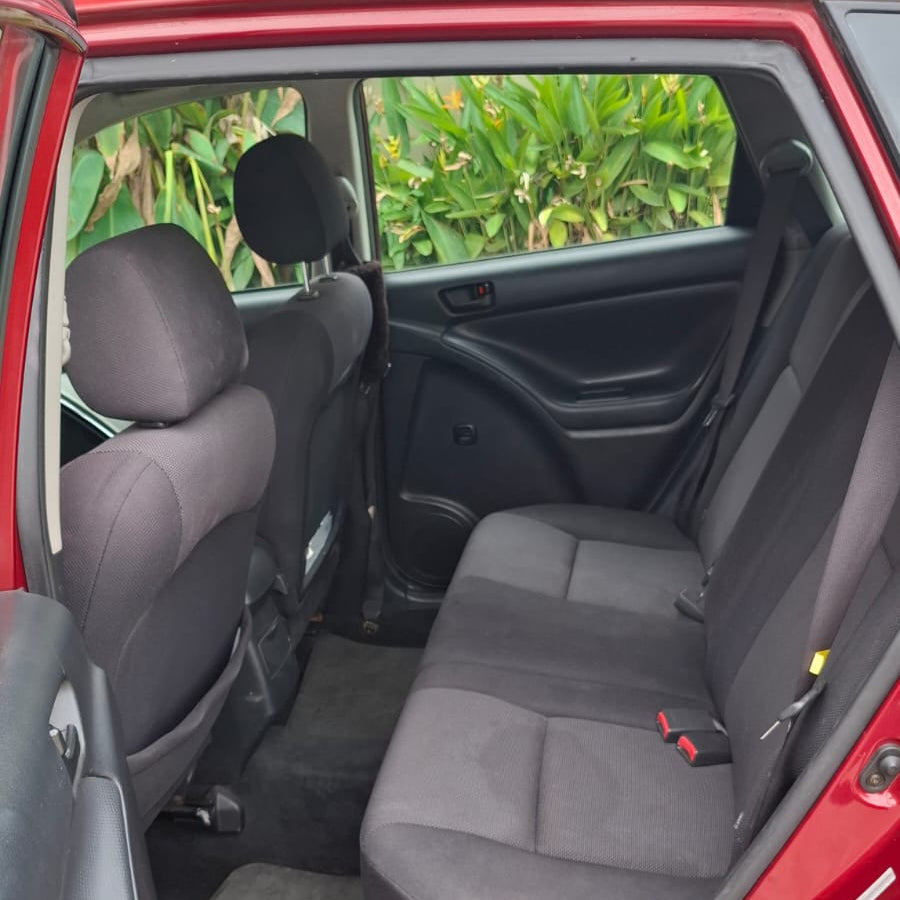 PONTIAC VIBE 2004