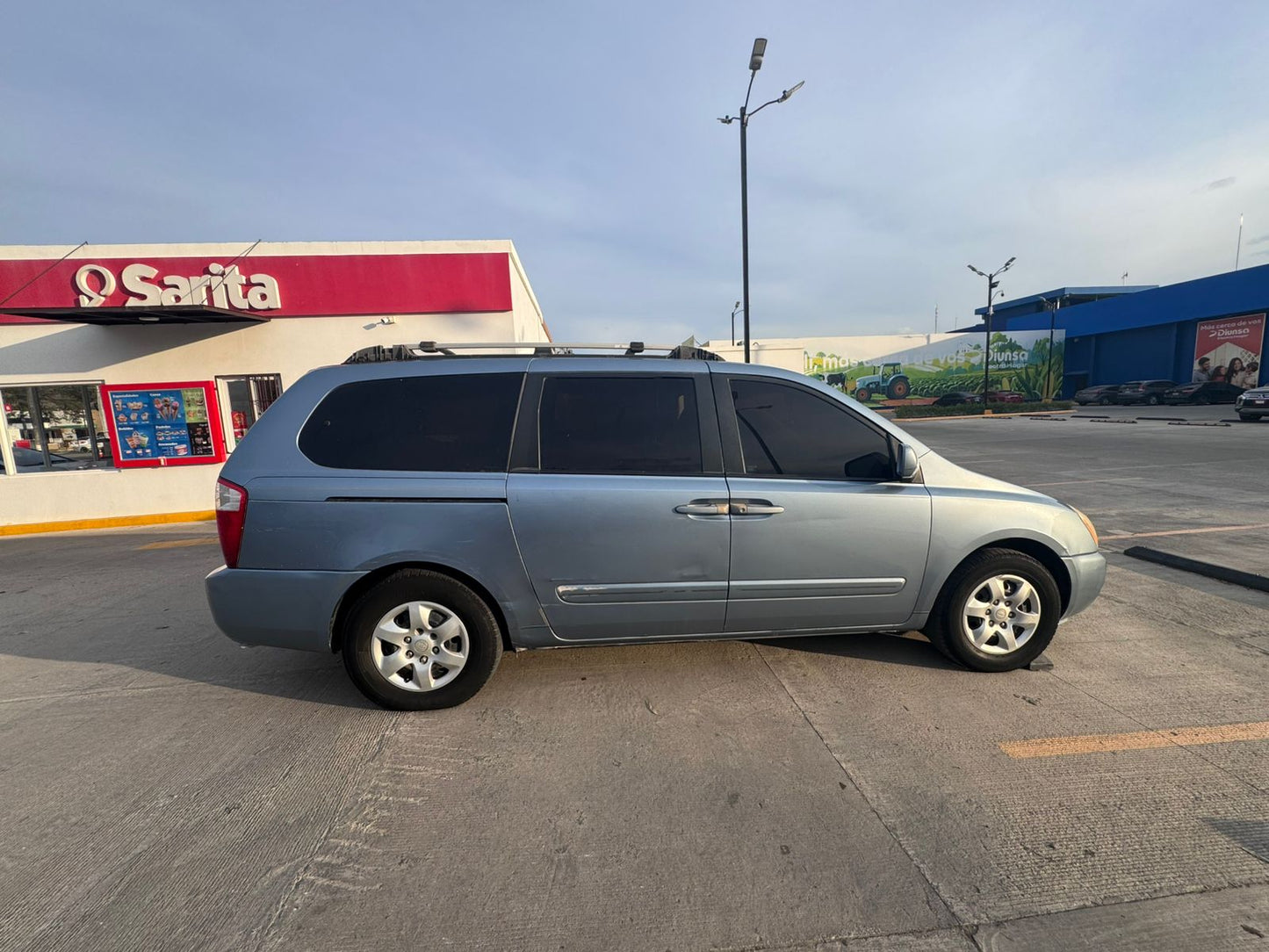 KIA SEDONA 2007