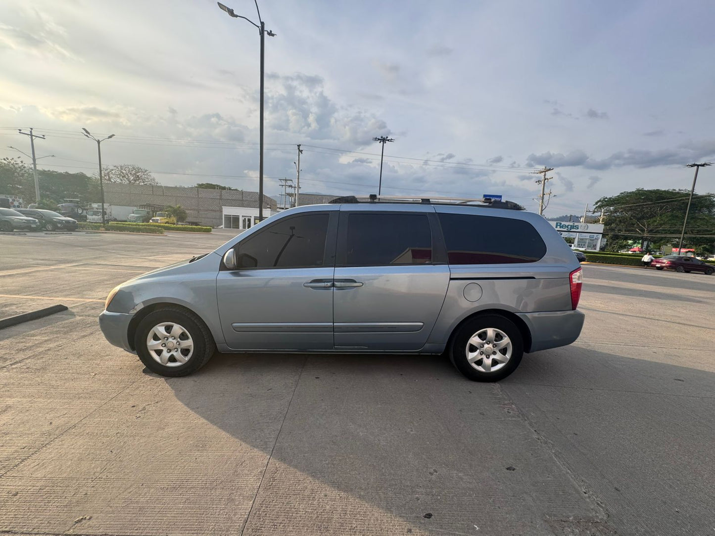 KIA SEDONA 2007
