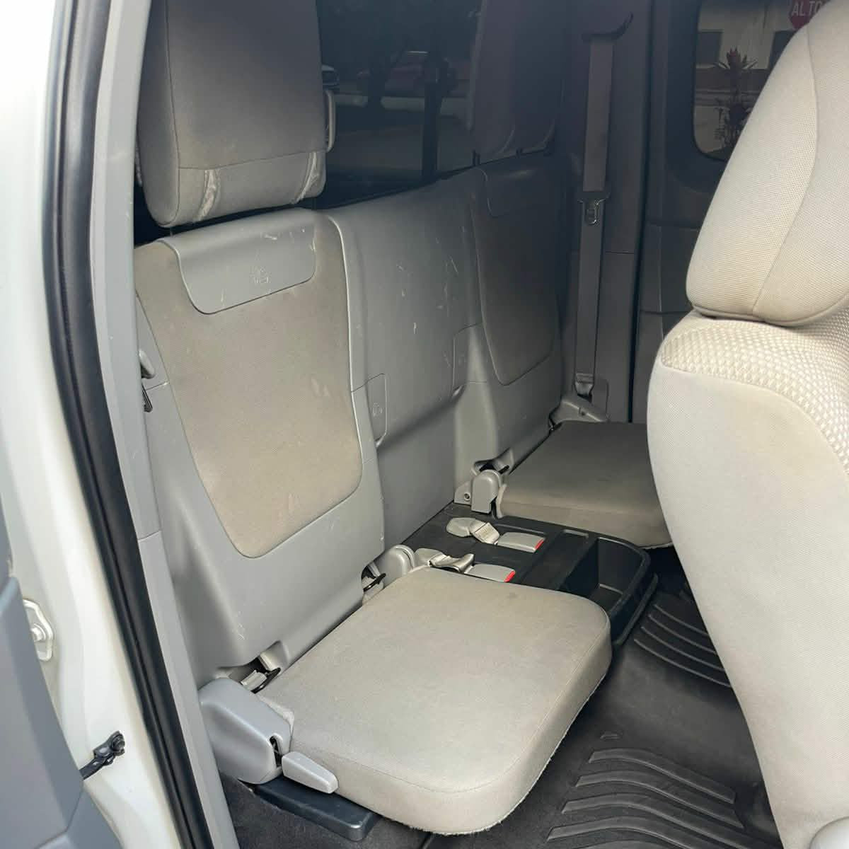 TOYOTA TACOMA 2015
