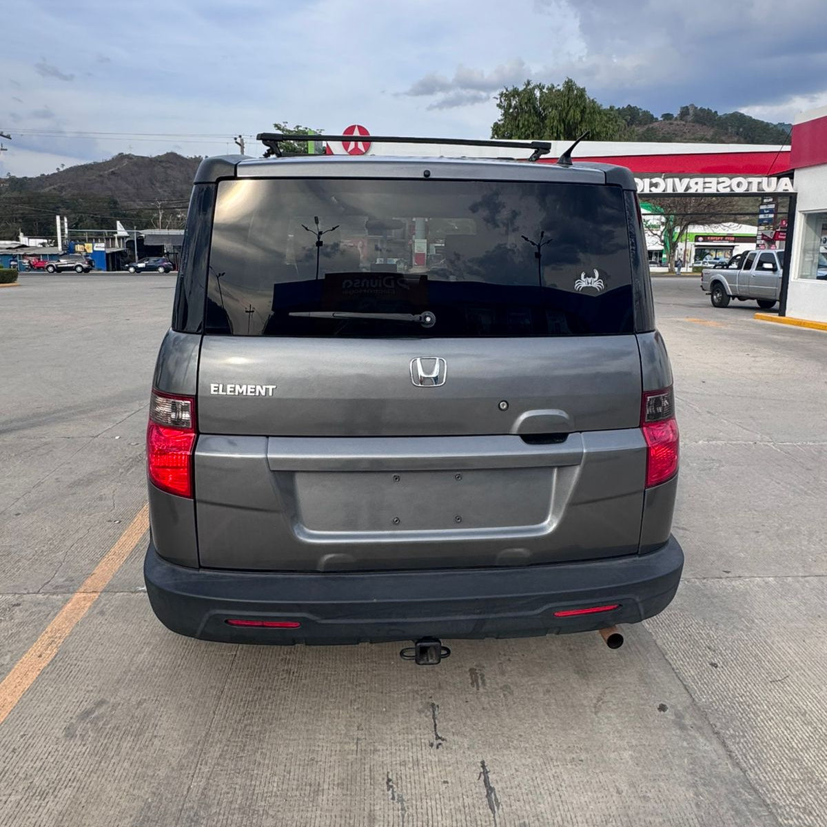 HONDA ELEMENT 2011