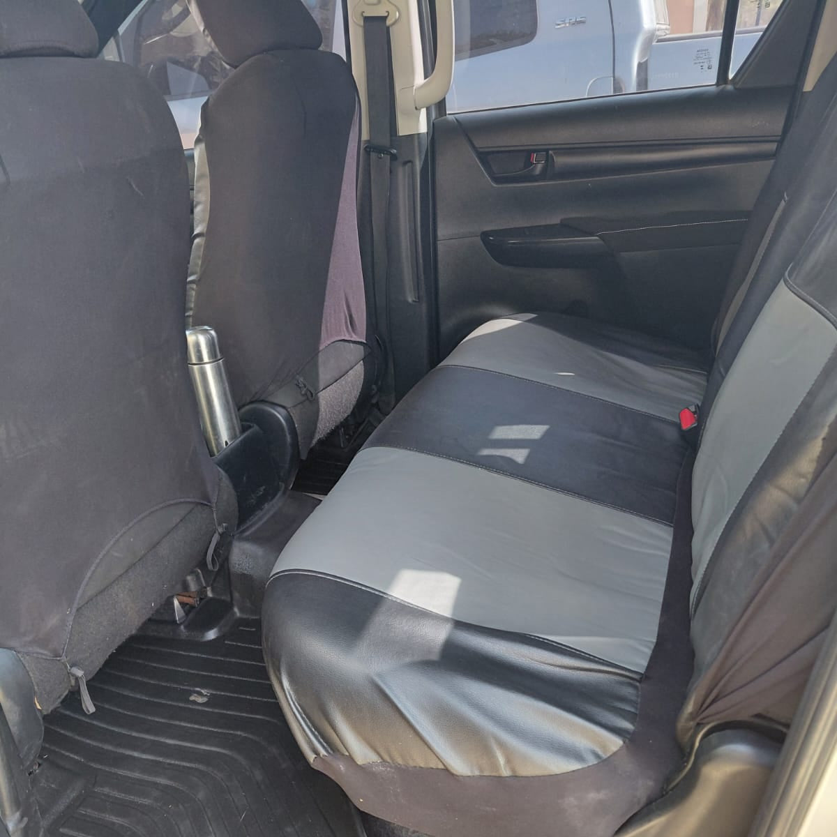 TOYOTA HILUX 2023