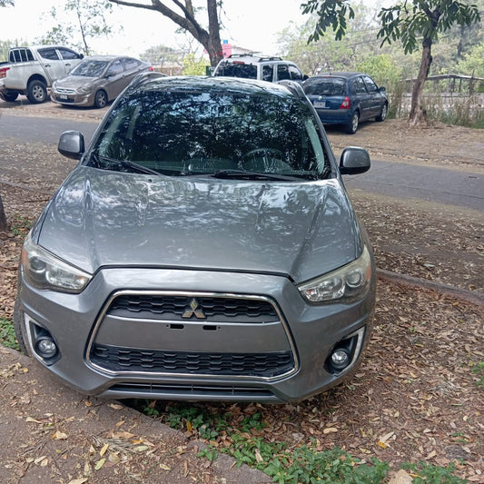 MITSUBISHI OUTLANDER 2015