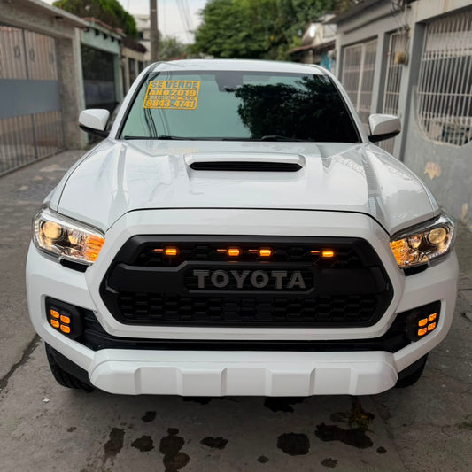 TOYOTA TACOMA 2019