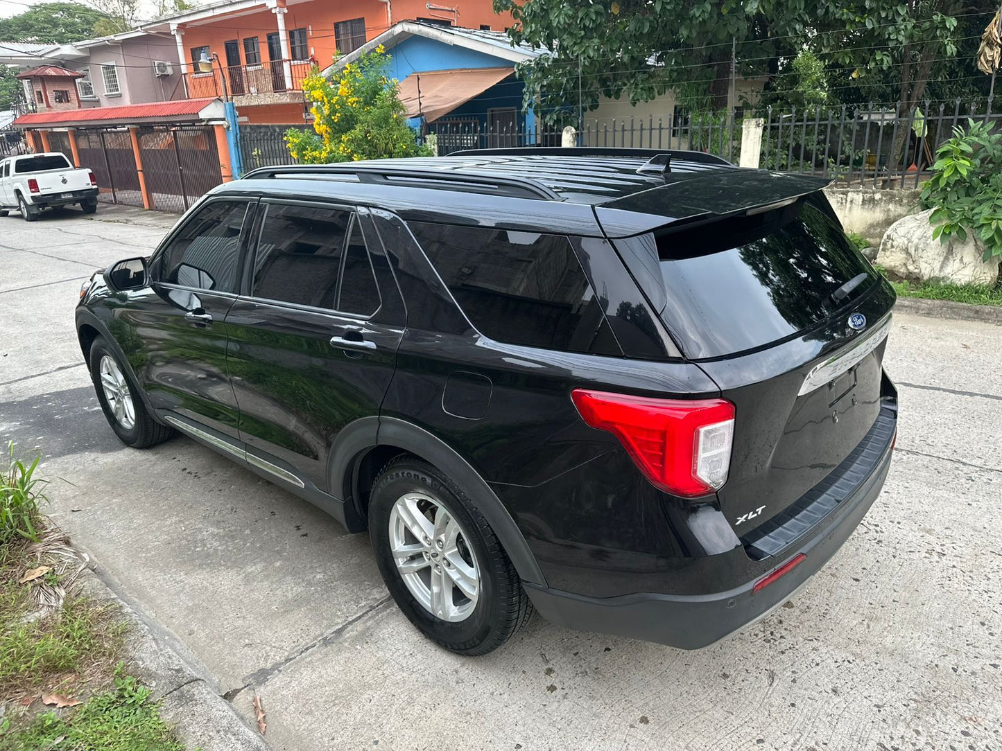 FORD EXPLORER 2020