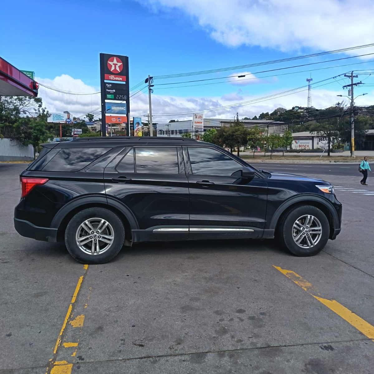 FORD EXPLORER 2020