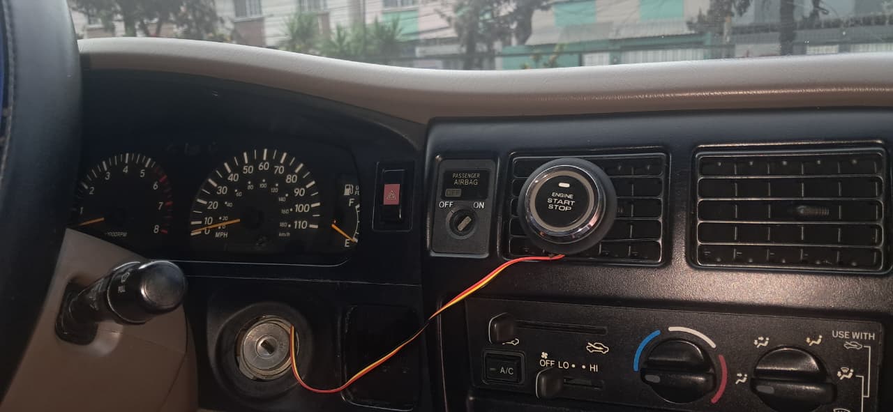 TOYOTA TACOMA 1999