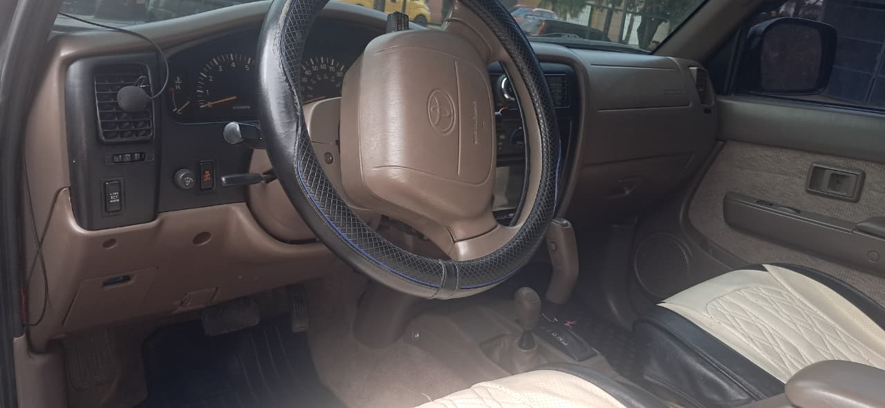 TOYOTA TACOMA 1999