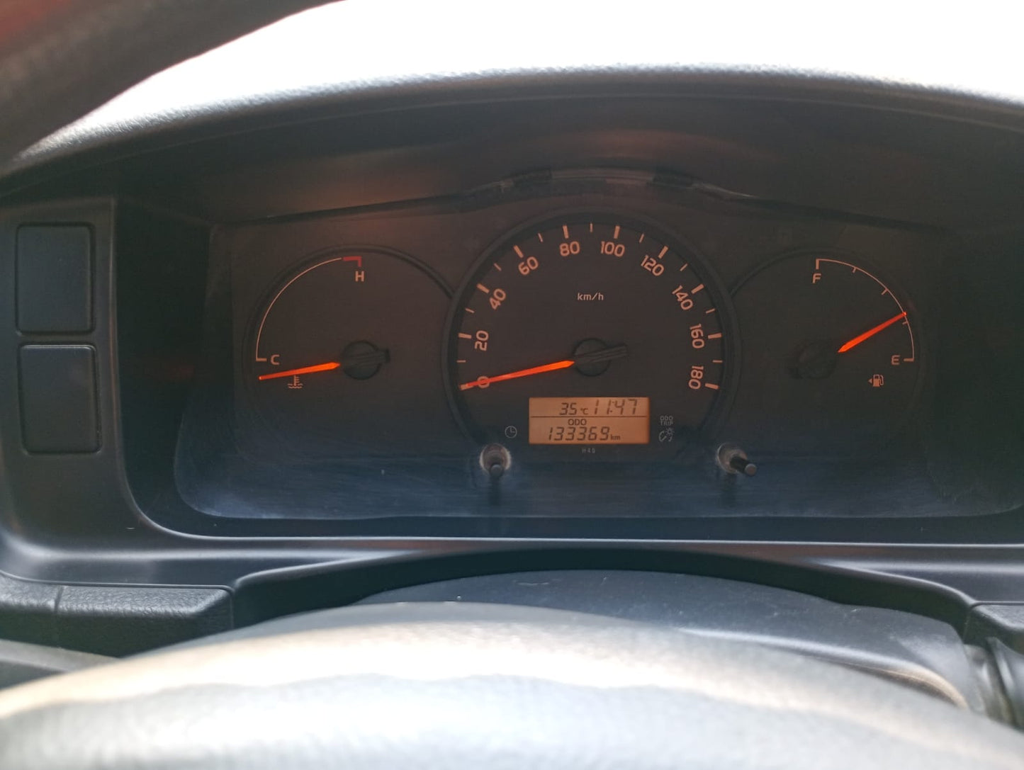 TOYOTA HIACE 2020