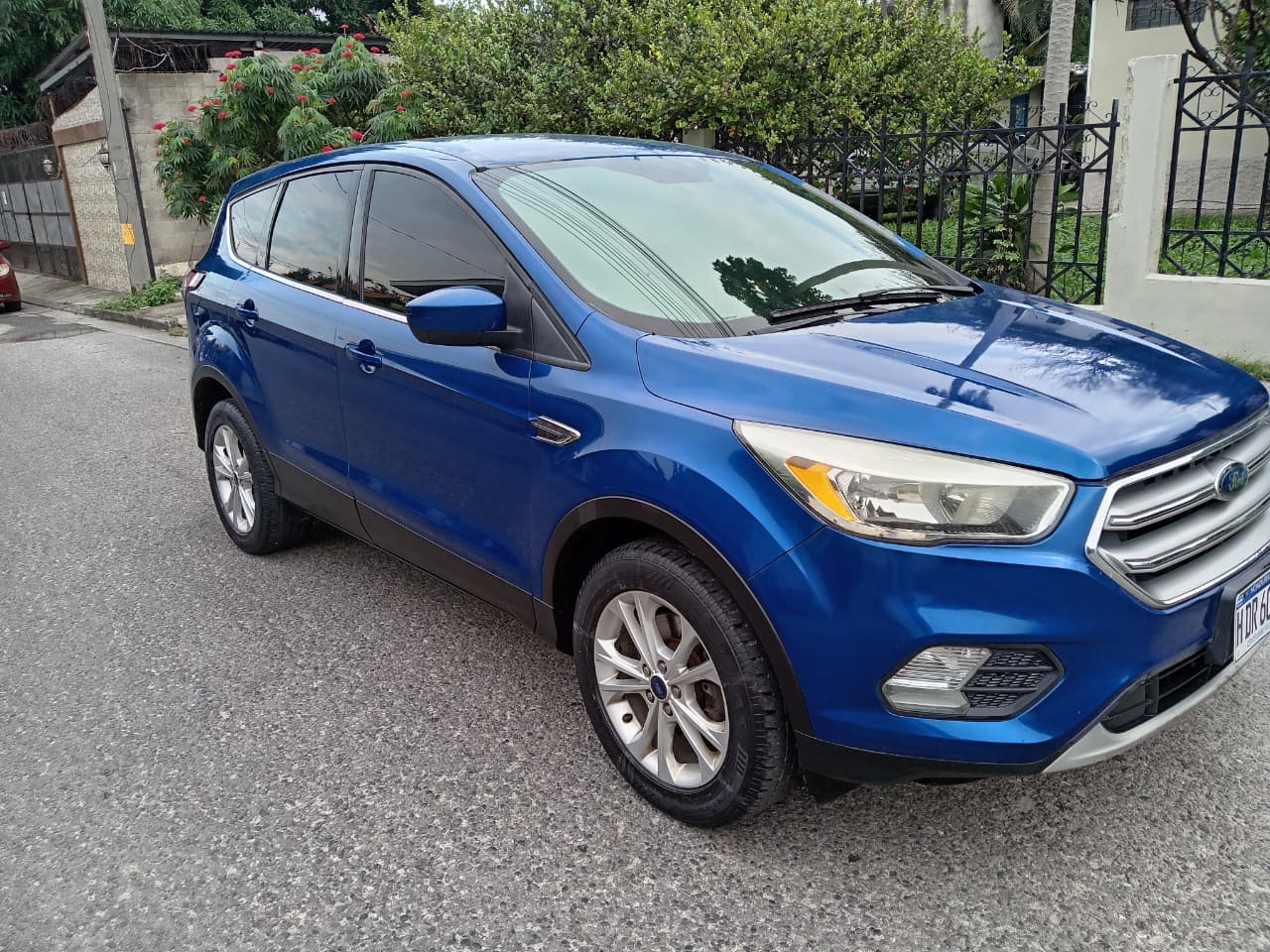 FORD ESCAPE 2017