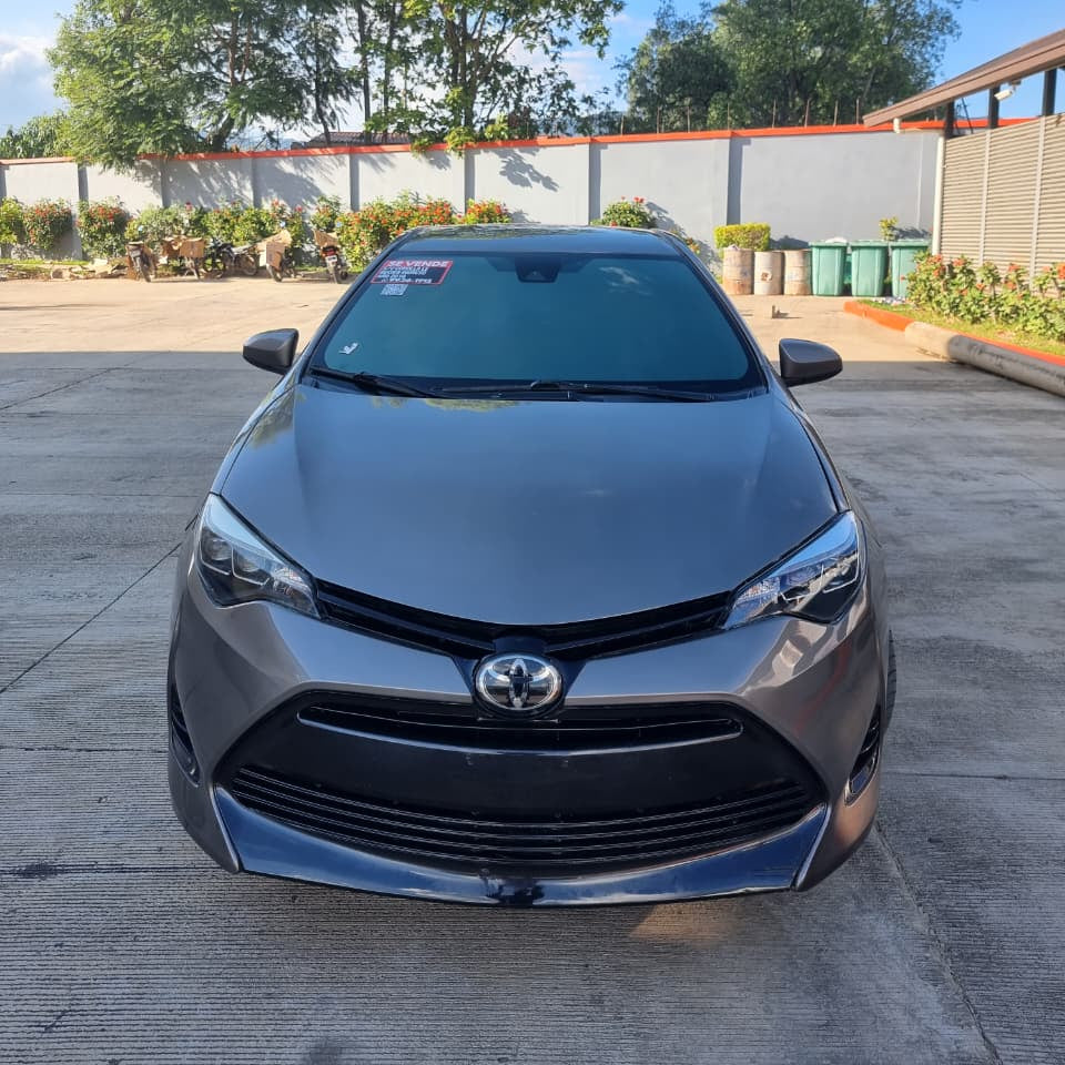 TOYOTA COROLLA 2018