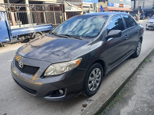 TOYOTA COROLLA 2010