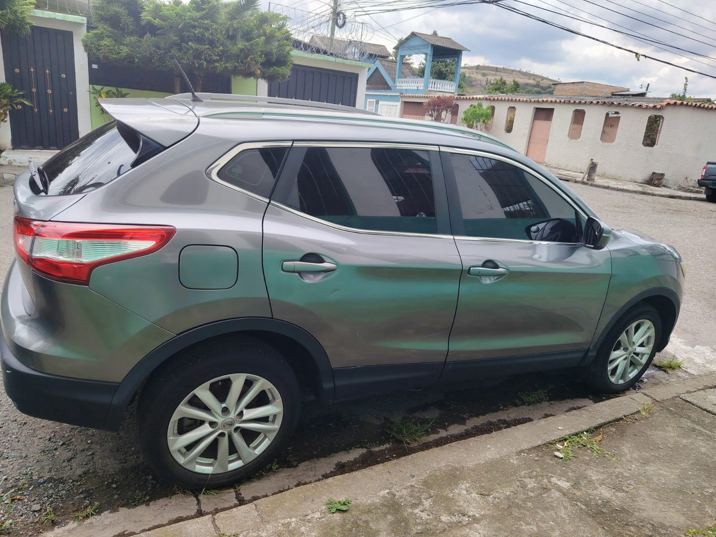 NISSAN QASHQAI 2016