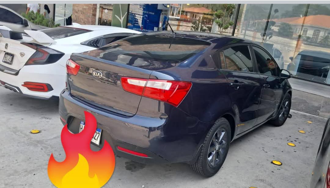 KIA RIO 2015