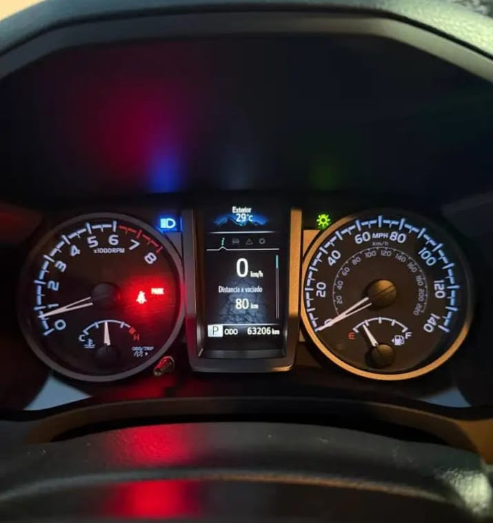 TOYOTA TACOMA 2023