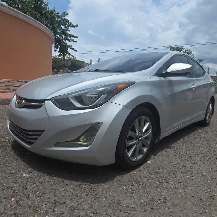 HYUNDAI ELANTRA 2015