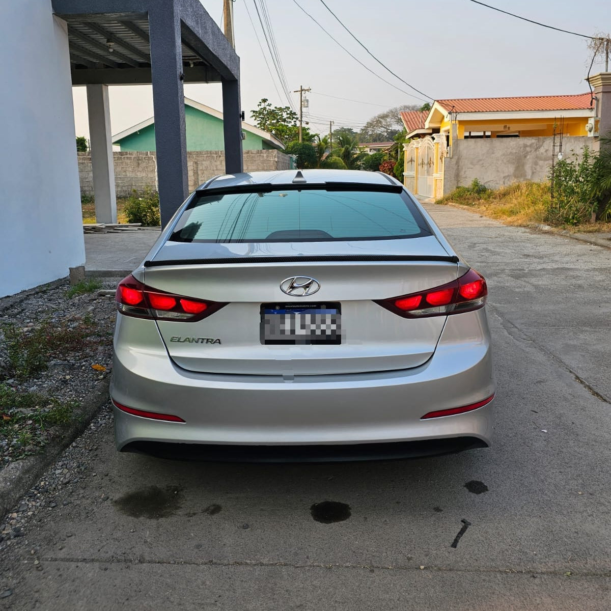 HYUNDAI ELANTRA 2018