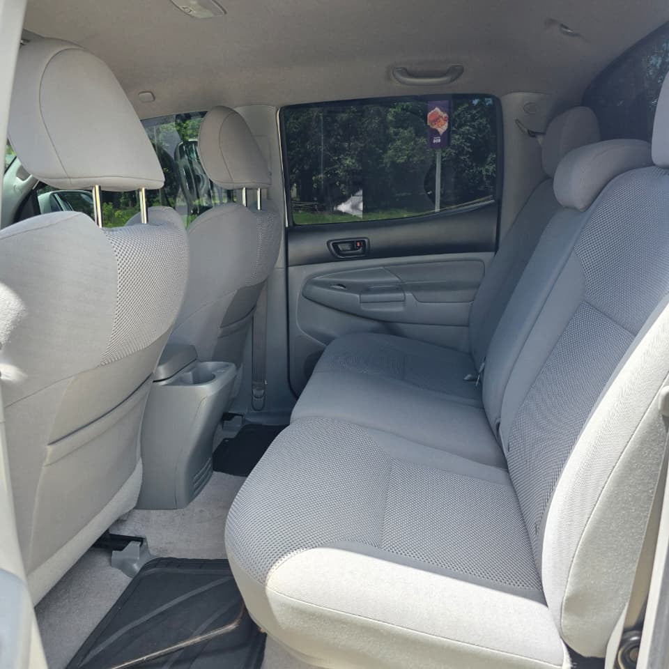 TOYOTA TACOMA 2011