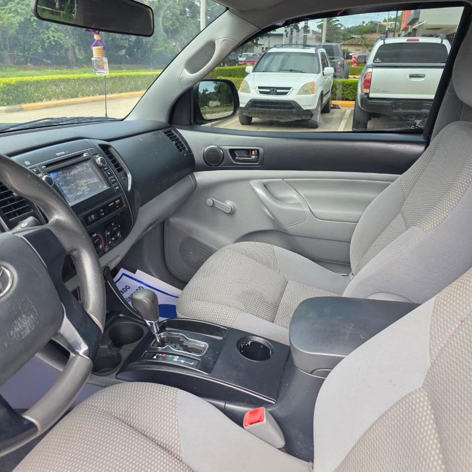 TOYOTA TACOMA 2013