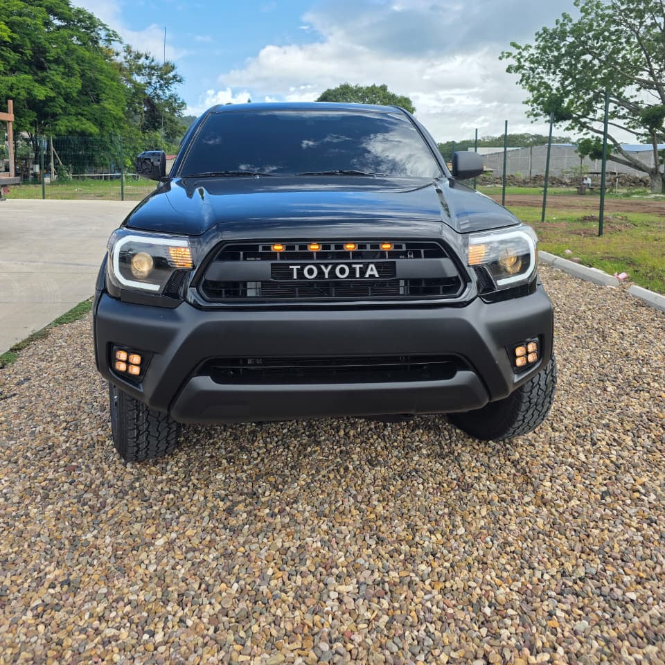 TOYOTA TACOMA 2013