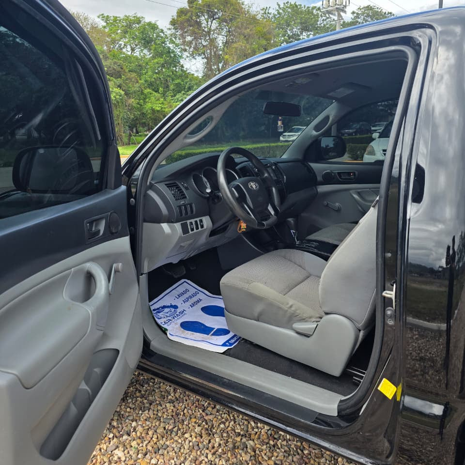 TOYOTA TACOMA 2013