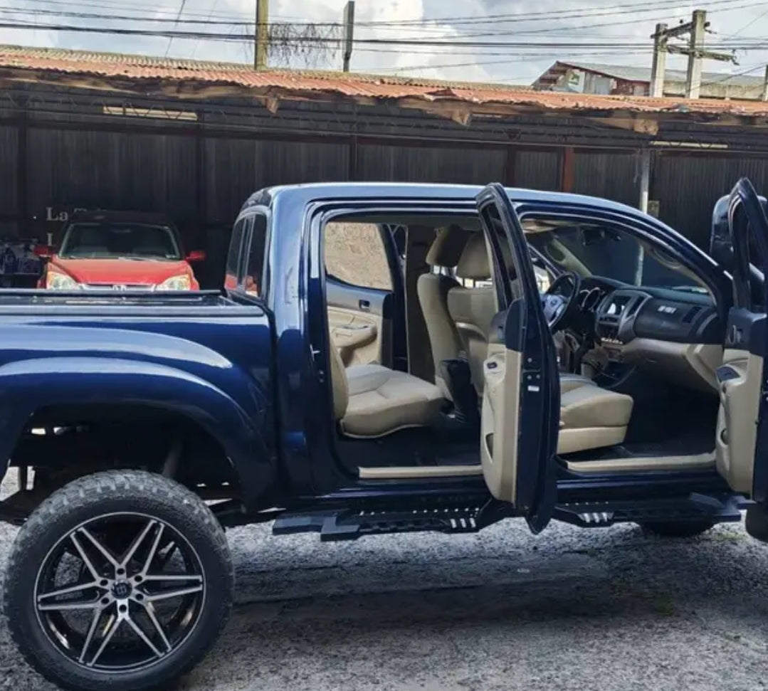 TOYOTA TACOMA 2013
