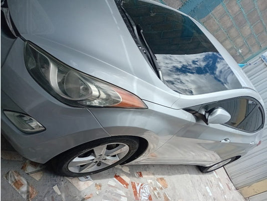 HYUNDAI ELANTRA 2013