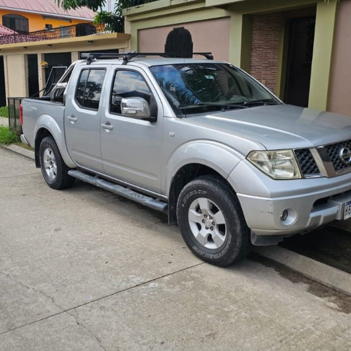NISSAN NAVARA 2009