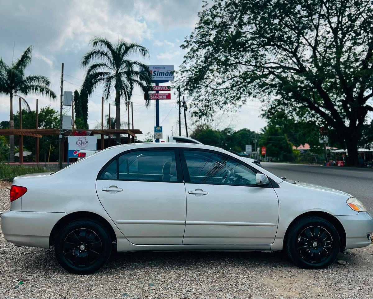TOYOTA COROLLA 2004