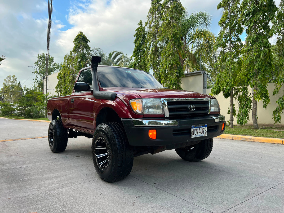 TOYOTA TACOMA 1999