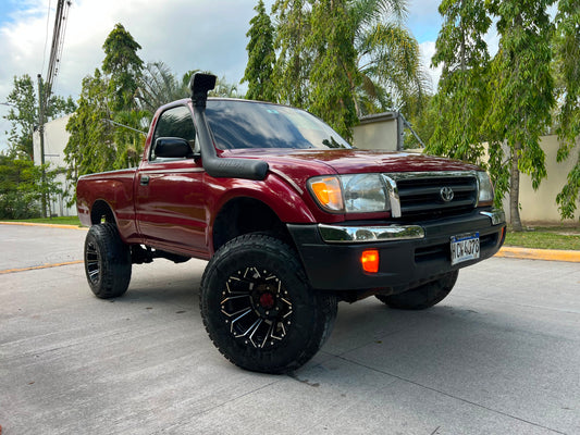 TOYOTA TACOMA 1999