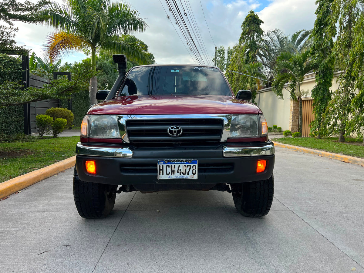 TOYOTA TACOMA 1999