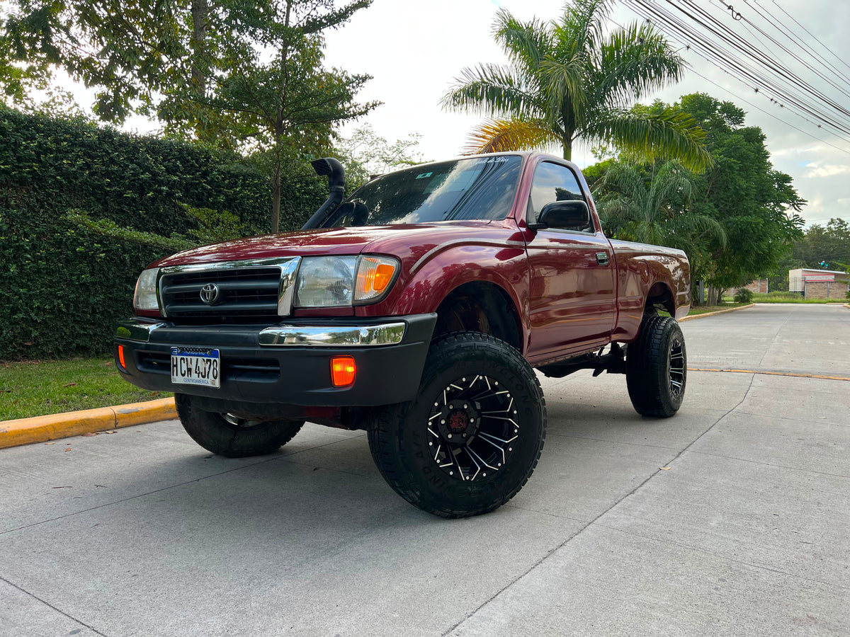 TOYOTA TACOMA 1999