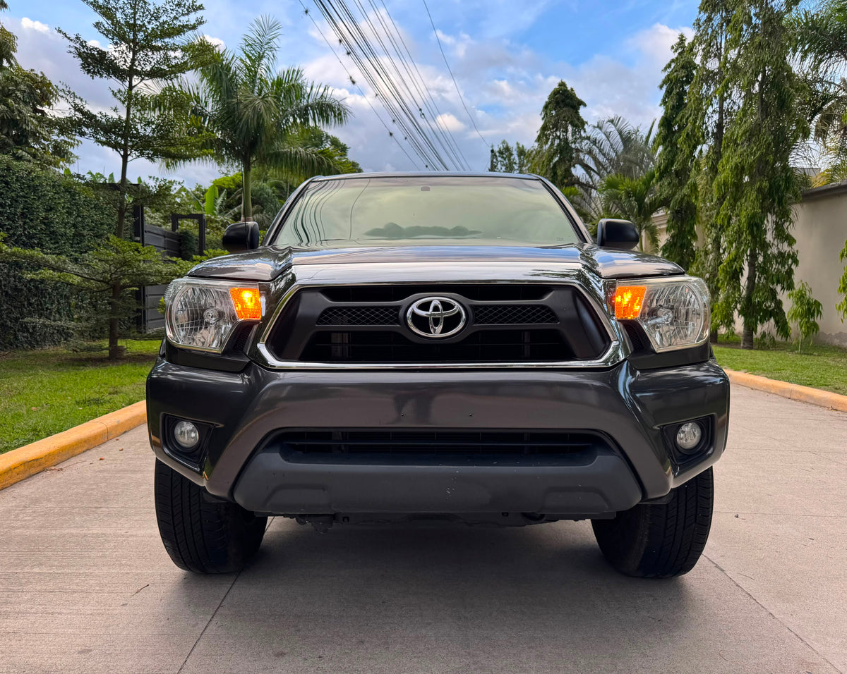 TOYOTA TACOMA 2013