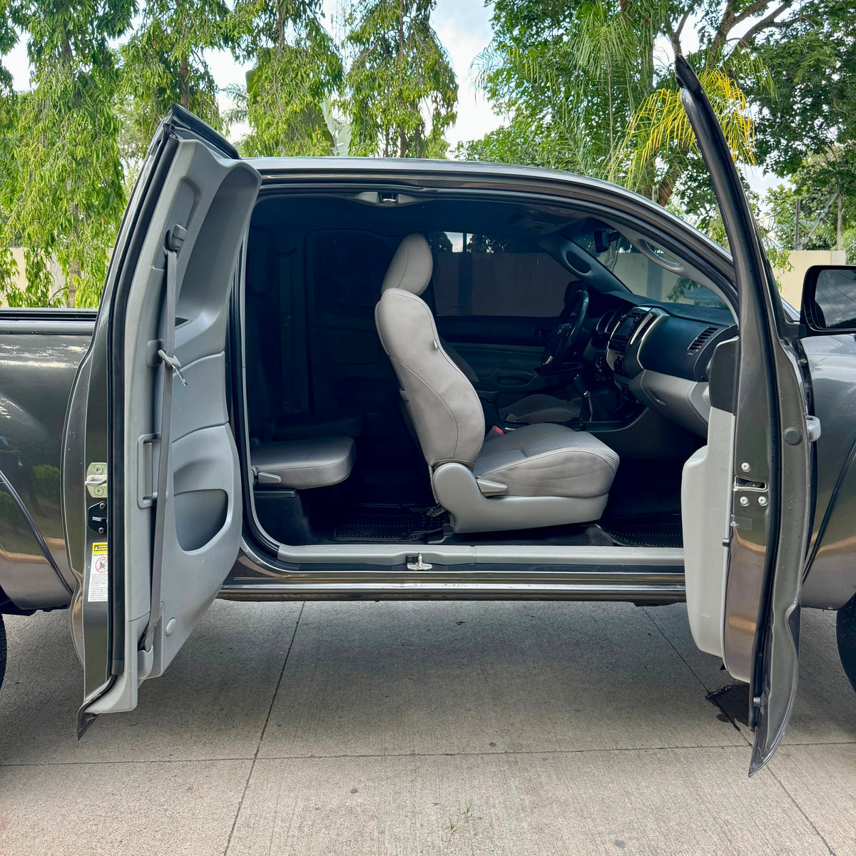 TOYOTA TACOMA 2013