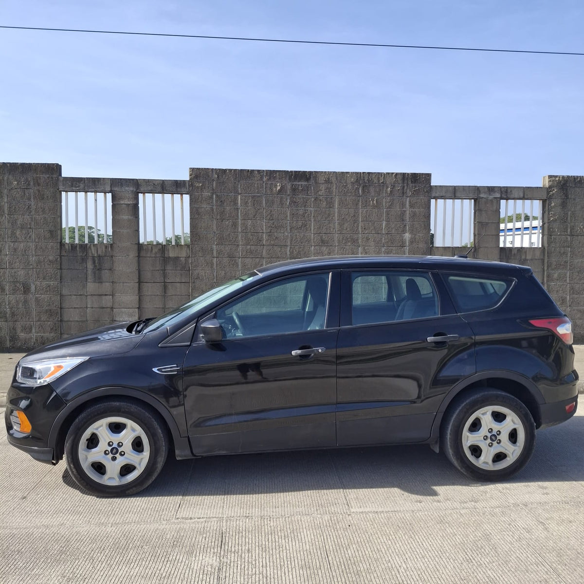 FORD ESCAPE 2017