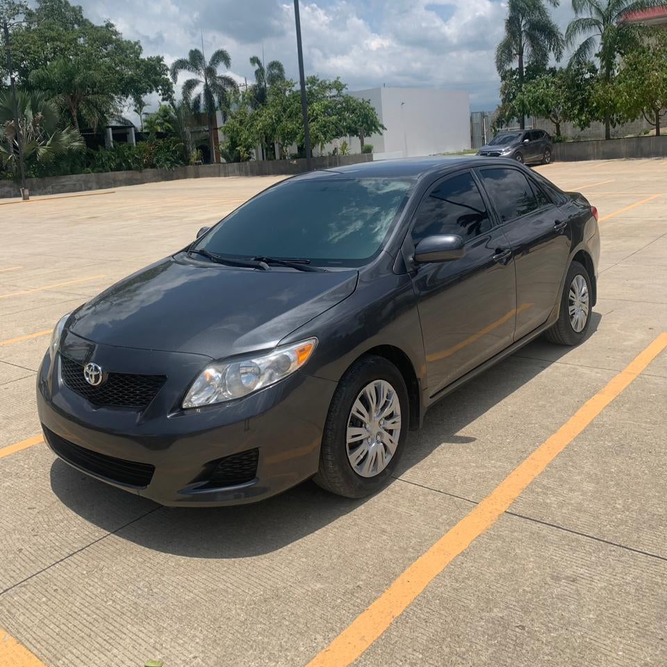TOYOTA COROLLA 2010