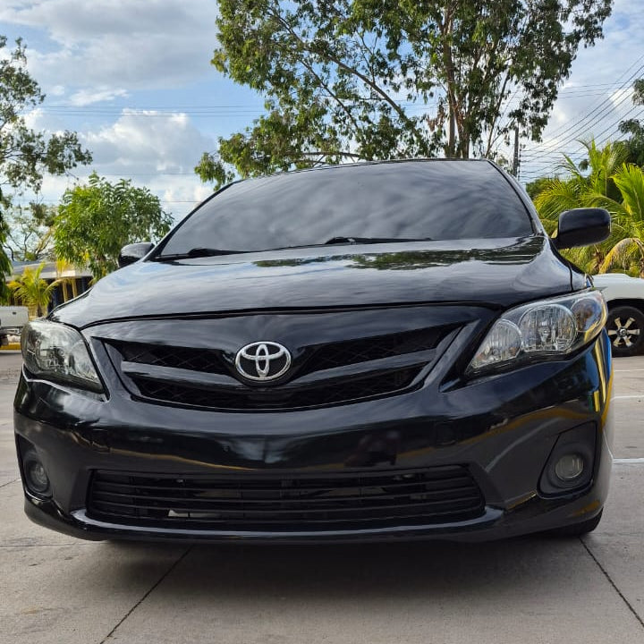 TOYOTA COROLLA 2013