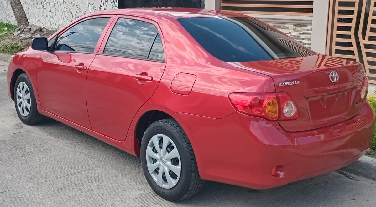 TOYOTA COROLLA 2010