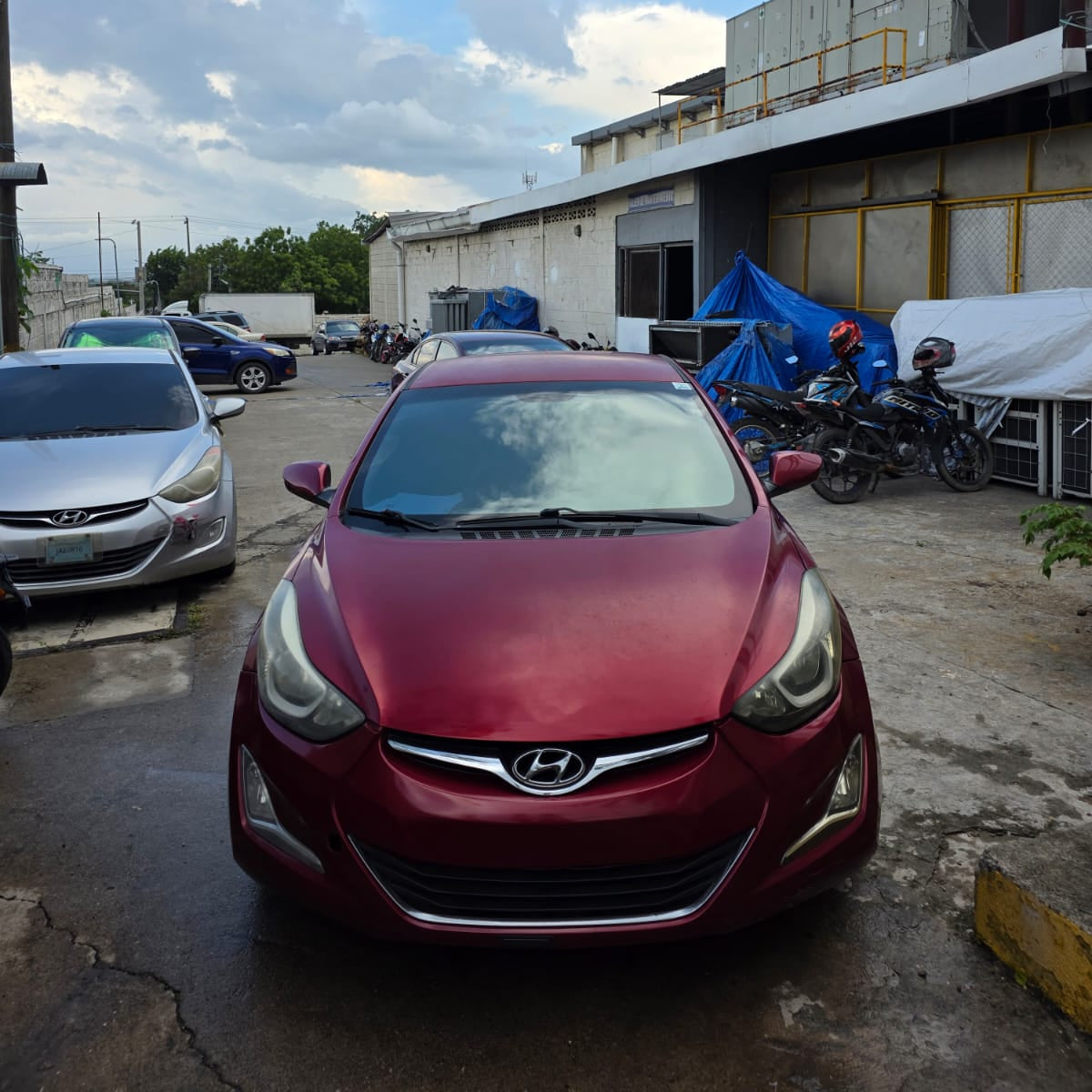 HYUNDAI ELANTRA 2016