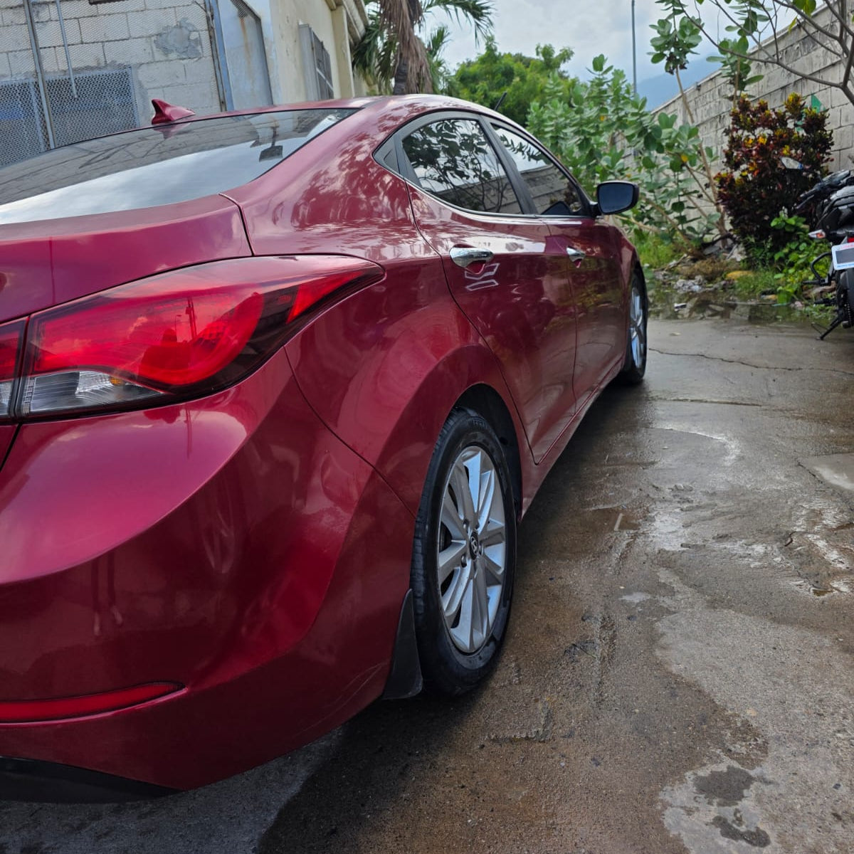 HYUNDAI ELANTRA 2016