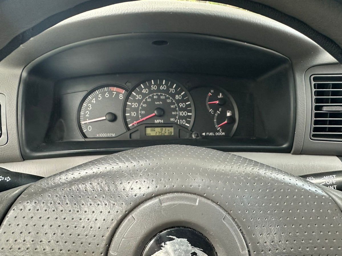 TOYOTA COROLLA 2005