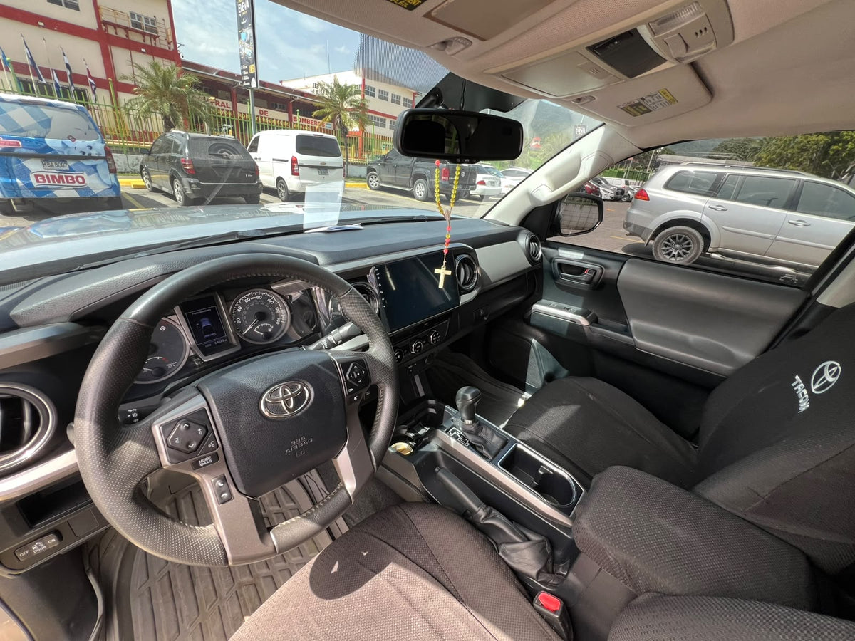 TOYOTA TACOMA 2016