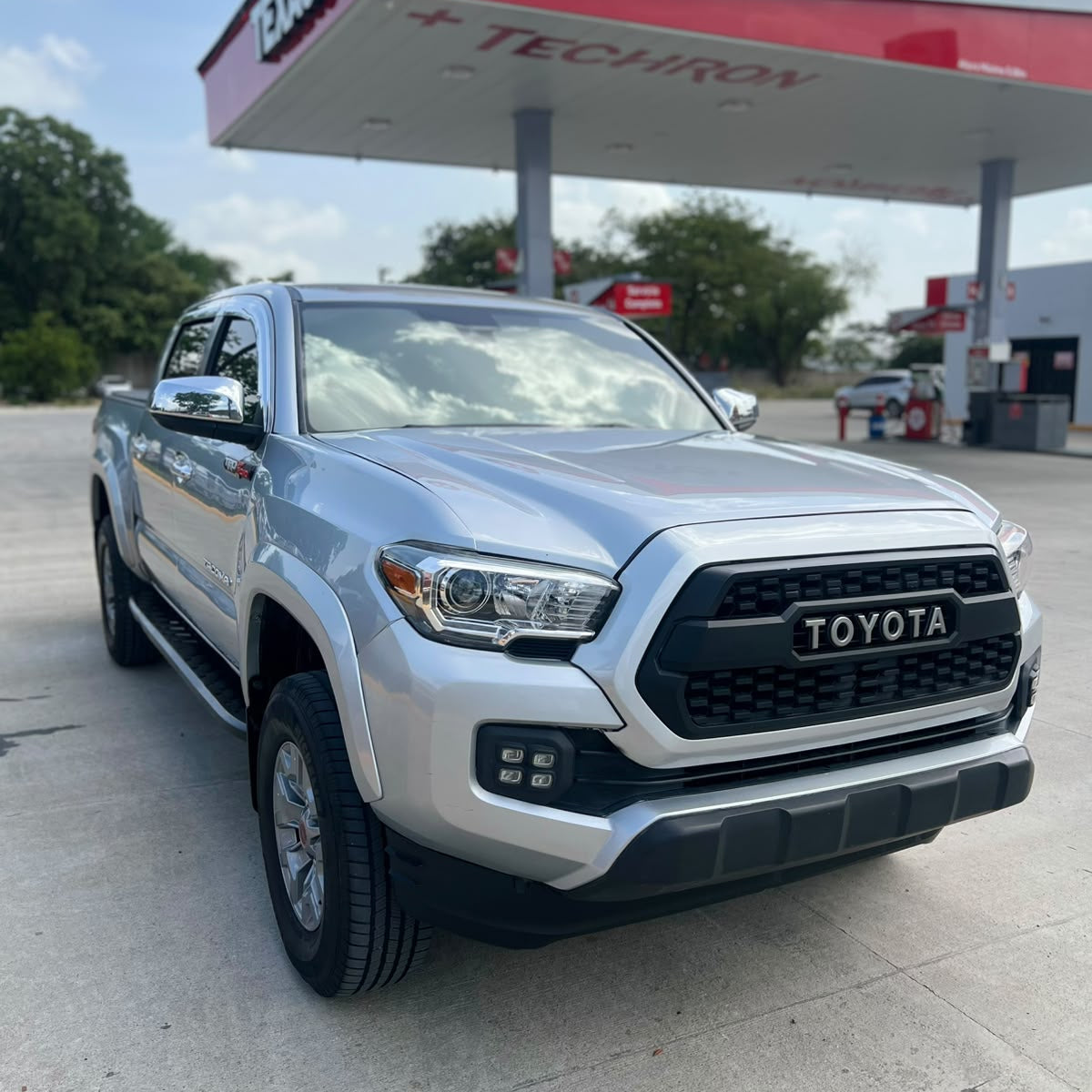 TOYOTA TACOMA 2016