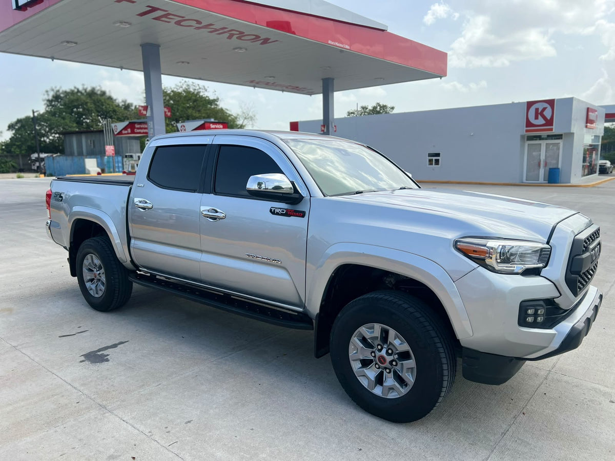TOYOTA TACOMA 2016