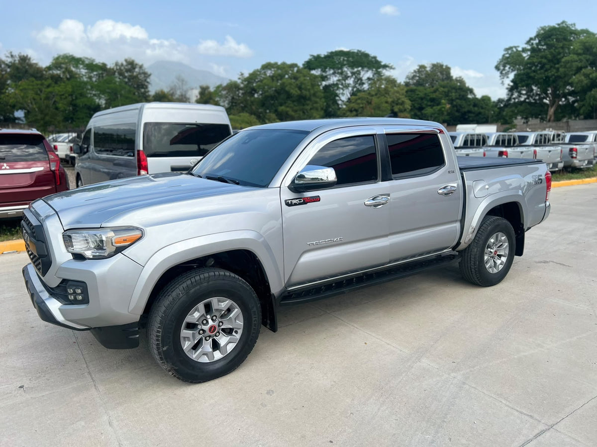 TOYOTA TACOMA 2016